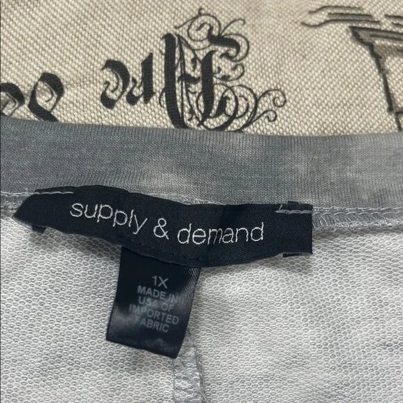 SUPPLY & DEMAND  Gray Tie-Dye Long Sleeve Top - Picture 4 of 9